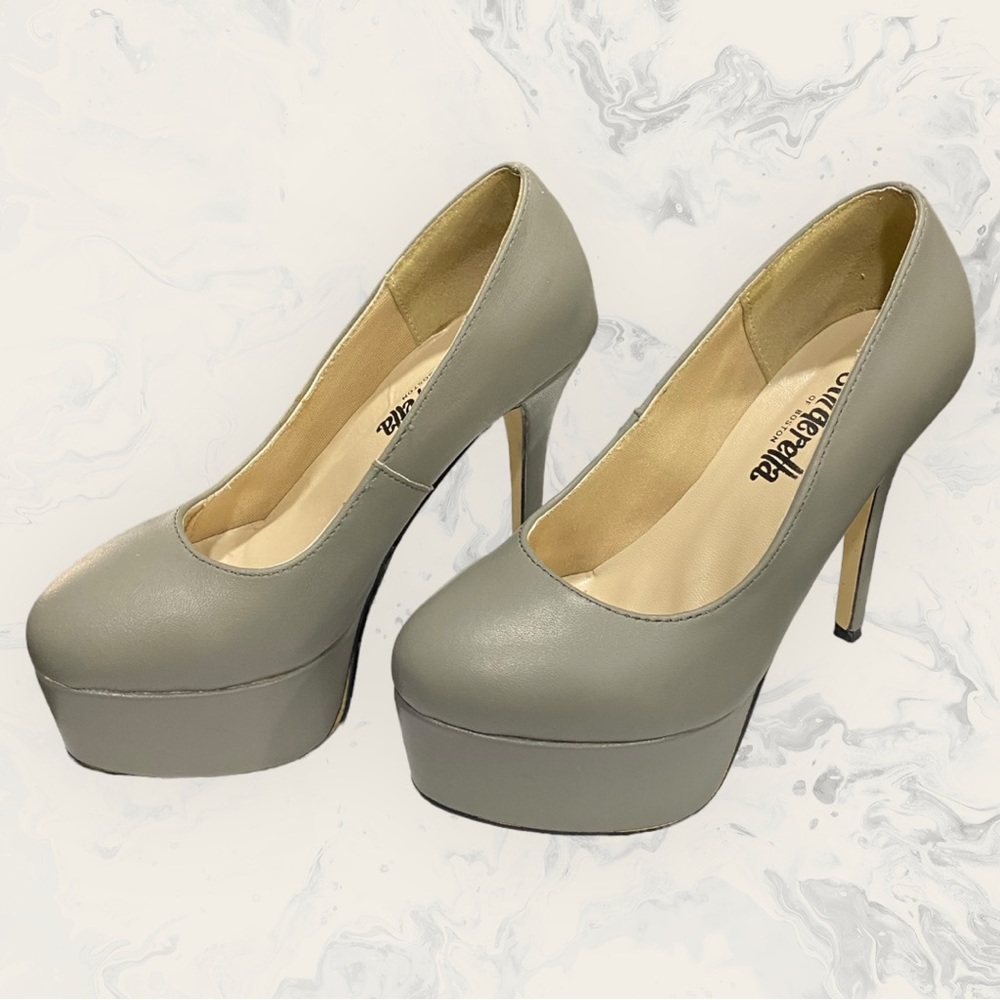 Petite Pumps for petite feet! Cinderella of Boston Style Advance Size 3 Grey